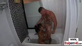 Hot amateur Thai teen Polly takes big European cock in bath