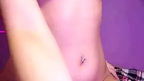 Practicing hairy pussy fetish play 😏💦