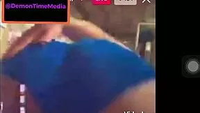 Damn that 18yo ebony twerking big ass monster on webcam 😈🍑🔥