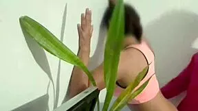 cogiendome a la muchachita d elimpieza q contrto mi epsa tan rica y petite con pigtails