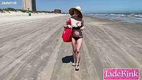 this black kinky couple does a steamy stripper dance in their pmv clip