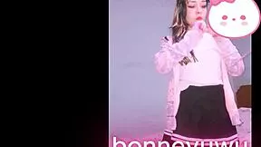 Bonneyuwu argentina putita skirt up masturbating sexy 😈🔥