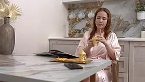 Flexible Nicole Murkovski Takes Brutal Double Anal Penetration