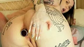 Chubby mature slut spreads curvy ass for homemade anal pounding