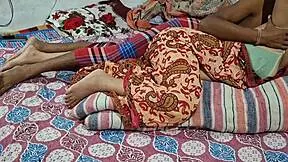 VILLAGE BHABHI Fast Chudai Bent Over Doggystyle Hairy Pussy
