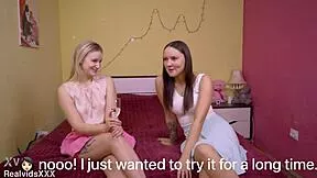 i'll lick your pussy if you lick my ass and feet