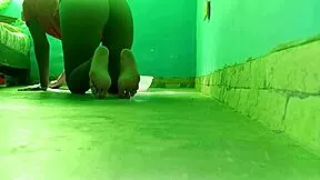 stepdaughter cleaning lady delivers mindblowing oral with big tits and ass