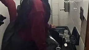 ESTUDIANTE LATINA PETITE BENT OVER DOGGYSTYLE IN PUBLIC SCHOOL BATHROOM CREAMPIE TIGHT PUSSY