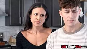 surprise! what's in this halloween box for my horny big natural tits teen stepsis sky wonderland 4some?