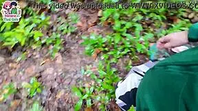 Hot thai babe licks pussy outdoors then creampies with roommate 😏🌳