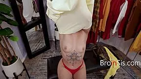 i blackmailed my step sis anna claire clouds for this blowjob with austin pierce