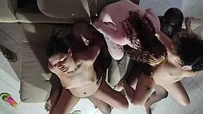 ei, fui la e rolou dp insano com tigresa vip, marcio baiano e eliane furacao na orgia dupla