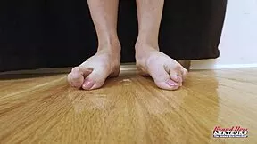 kinky ginger luna parish takes pounding and swallows cum