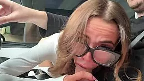 nikki nicole 18yo amateur gets fucked rough in car outdoors!! 🚗🍆💦