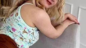 wanna see this cute blonde babe monroe's petite feet in socks while spanking her big ass?