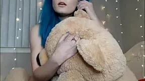 Hot ohmibod teen vibrates wildly on webcam