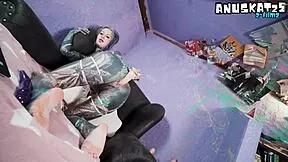 Tattooed Model Fingers Ass and Vibes Pussy Live on Cam