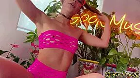 XXLayna Marie Petite Wet Pussy Crazy Missionary Ride