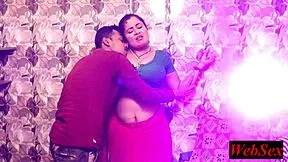 juicy bhabhi gets pounded hard by devar 😍 hardcore indian fun!