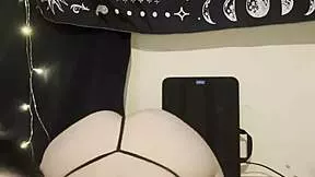 i bend over teasing my juicy goth teen 18+ fat ass arch for daddy's hungry gaze