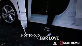 Oiled Bibi Pink's Wet Pussy Takes Stud's Hard Thrusts In Doggystyle Cowgirl Granny Ride