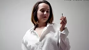 i luv watchin playful brunette smoke in bra