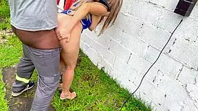 funcionario da enel fode cliente no carro pra nao cortar luz