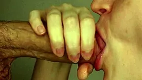 Her mouth overflows with cum close-up