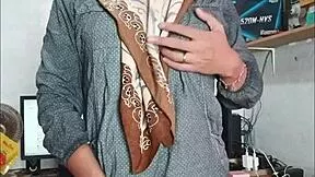 Masturbating Hijab Ladyboy Explodes Cum