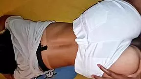 hermanastro folla duro el gran culo de hermanastra perrito cinco dias