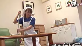 hairy japanese maid teen gets pussy creampied by hotel guest