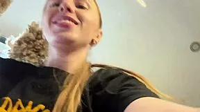 oh god that tight pussy stretches so wide around the pink dildo close-up