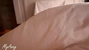 lazy morning with curly beauty moaning as i creampie her deep 😘💦