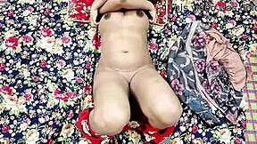 pakistani college girlfriend with big bubble butt shakes it while getting her hairy pussy licked in bedroom?