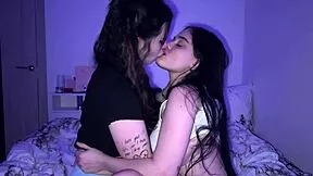 stepsister squeezes me tight between legs for dirty cunnilingus fun