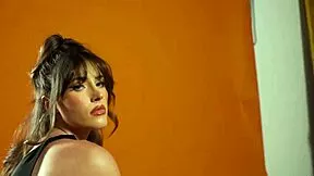 wanna see this petite dancer strip naked and shake her bubble butt?