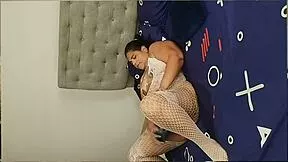 ¡Mira Cómo La Latina Gorda Se Folla Duro A Su Vecino En Videollamada Con Fan Doggystyle Missionary!