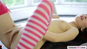small tits teen babe fingers shaved pussy to orgasm solo.