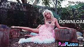 Big Ass Inked Babe Shia Snow Poses Strips Lingerie Outdoor Snow