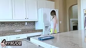 Stepdaddy rims Niki Snow's asshole then pounds wet pussy full