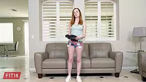 😍 flexible redhead samantha reigns stretches in fit18 yoga casting interview