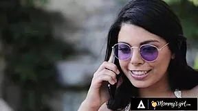 Spoiled gina valentina confuses milf brandi love as stepmom and gets hairy pussy licked