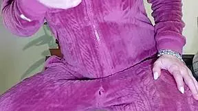 pregnant camgirl strips and moans during erotic video call