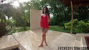 helen star soaking wet in outdoor bathtub vibes 😍💦🔥