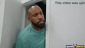 Stepdaughter rides and creams on massive black cock 😈🍆💦