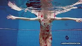 martina's hot croatian bikini show continues poolside outdoors 🏊‍♀️🔥