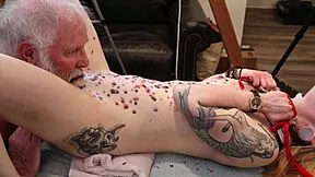 petite blonde teen takes old man's thick cock deep in her tight ass 😏🍑👴