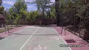 Petite tennis teen drops racket for hard outdoor cock pounding after practice cash deal.