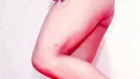 madrastra mexicana latina con cameltoe gigante se masturba pa mi con pussy lips huge!!