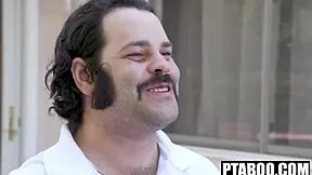 Nudist neighbors Rion King and Selina Bentz suck cock on beach